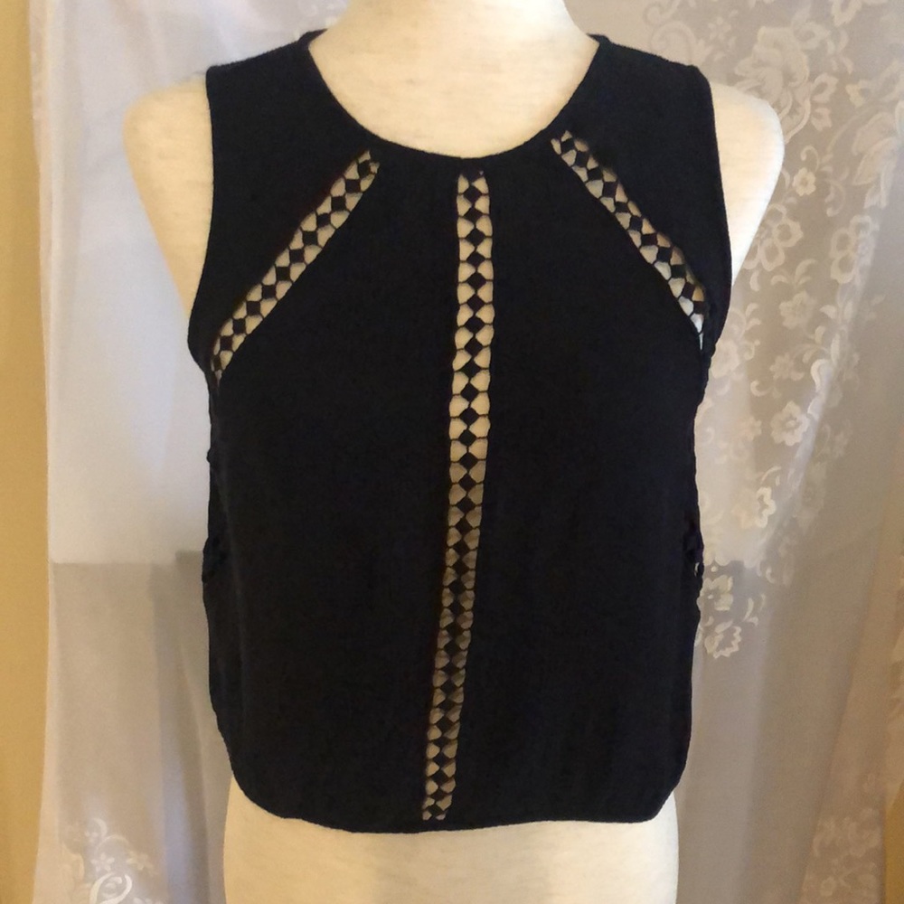 Forever 21 Black Crop Top Cutout design crepe feel light & beautiful 18"long